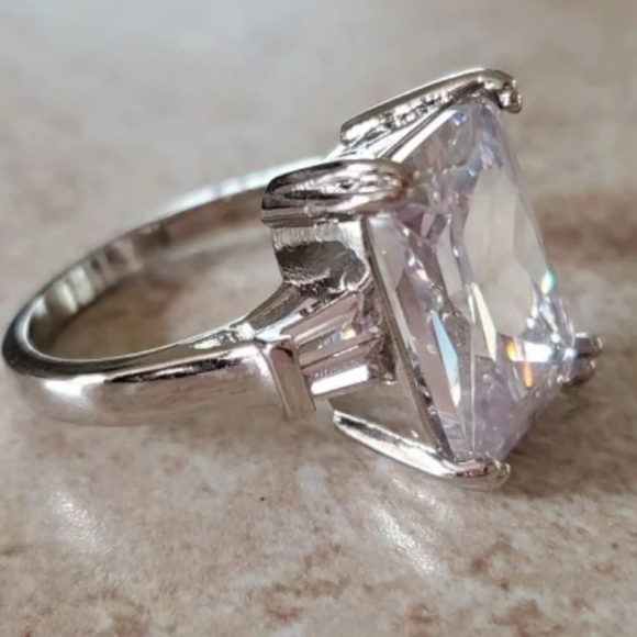.925 stamped zircon ring 7, 8 - Picture 2 of 2